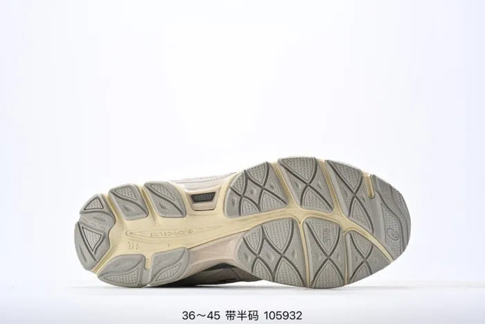 A - SNEAKERS