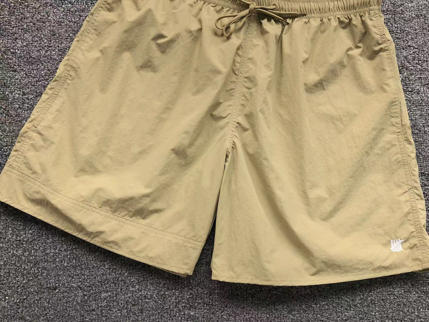 U - SHORTS