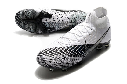 M - FUSSBALLSCHUHE