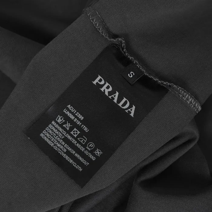 P  - SWEATER