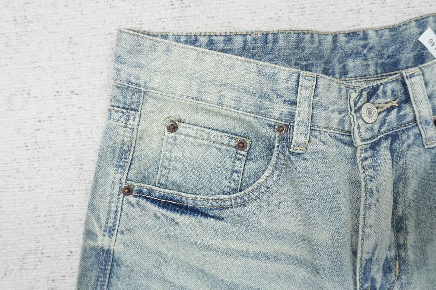 A - JEANS
