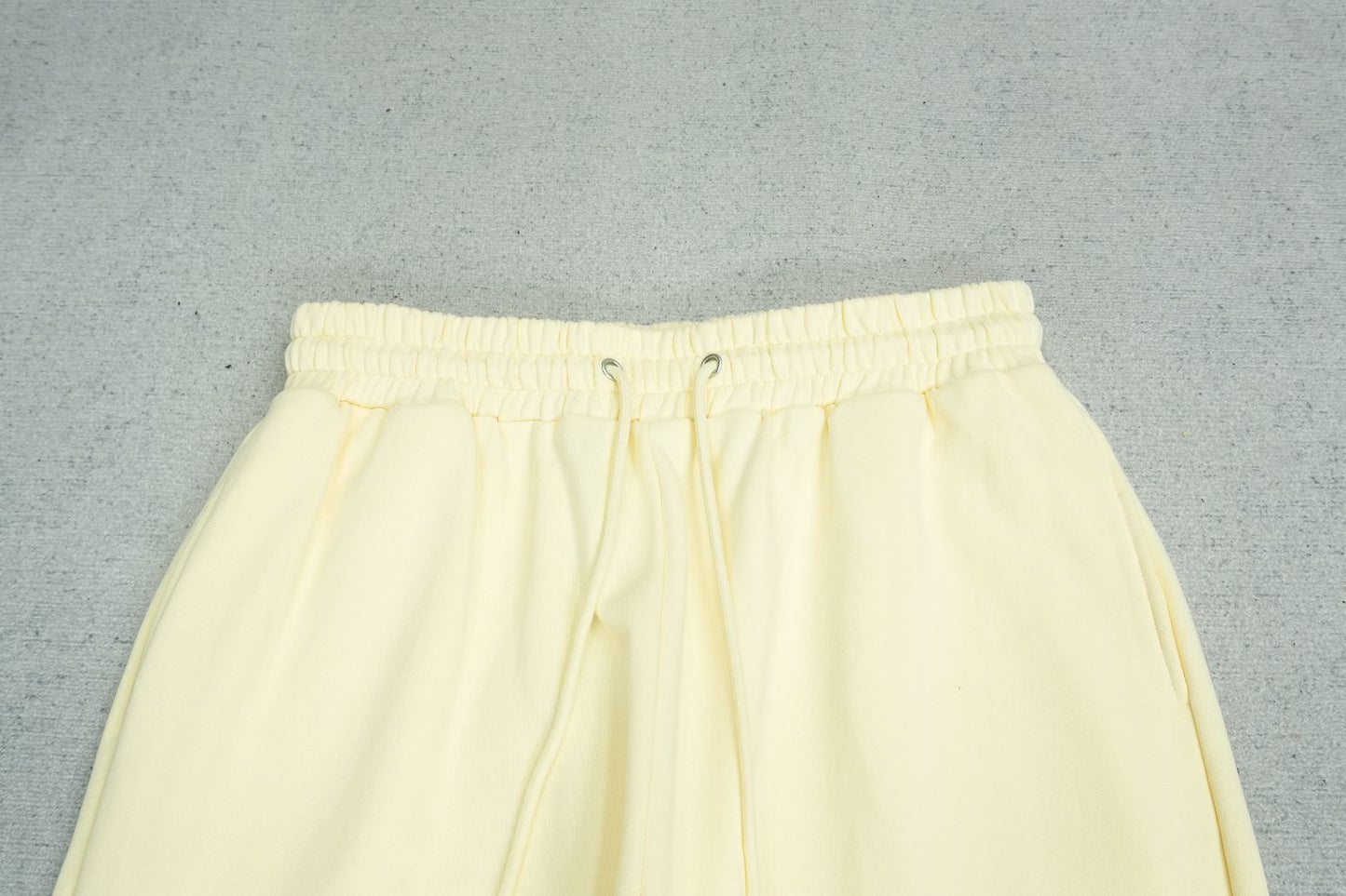 G - SWEATPANTS
