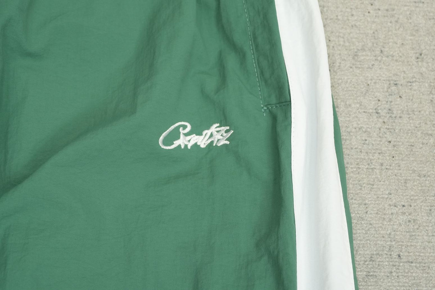 C - SWEATPANTS