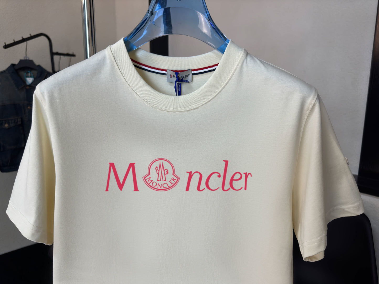 M - TSHIRT