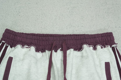 V - SWEATPANTS