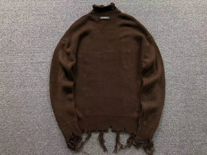 V - SWEATER