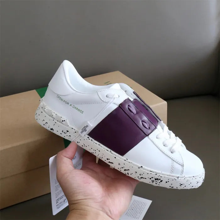 V - SNEAKERS