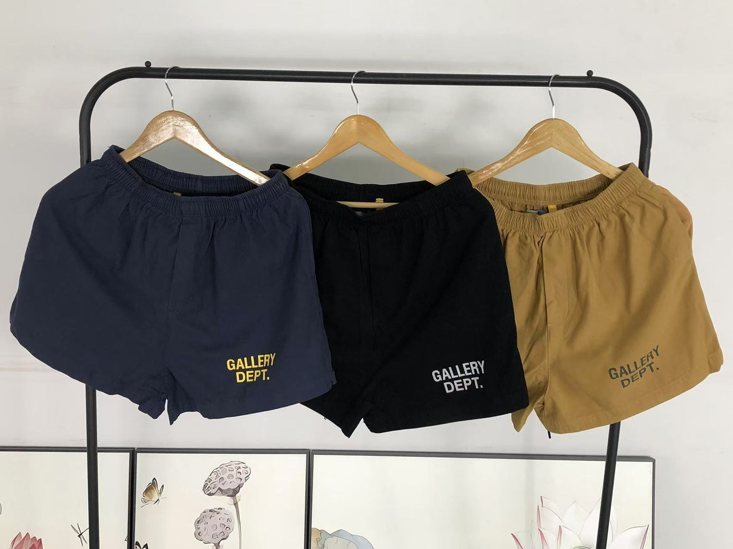G - SHORTS