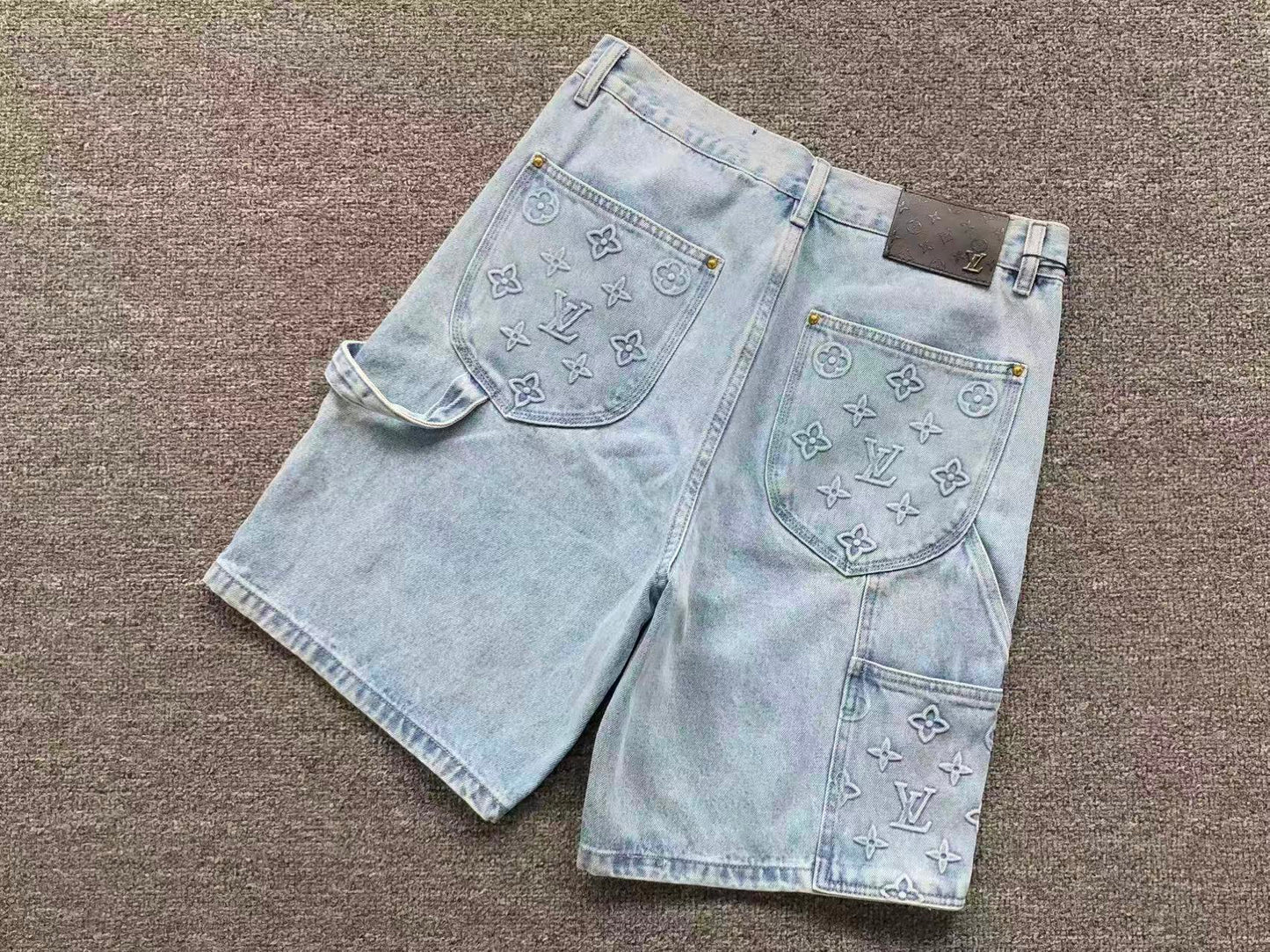 L - SHORTS