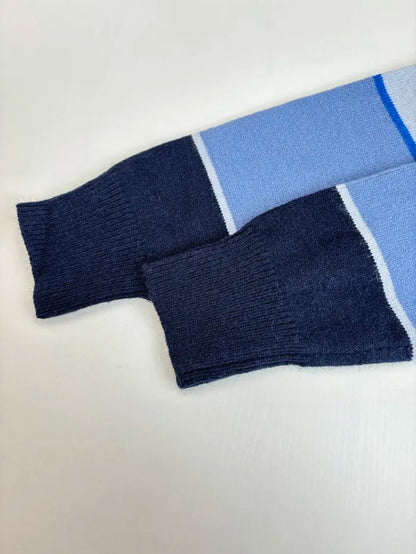 D - SWEATER