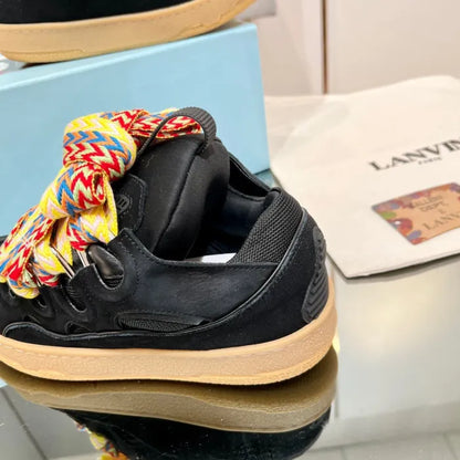 L - SNEAKERS