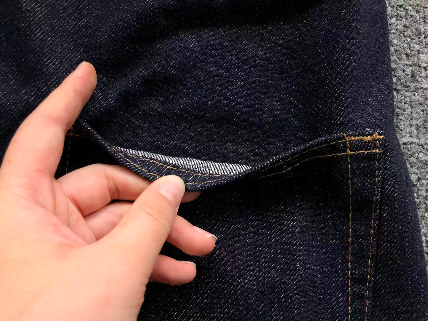 M - SHORTS