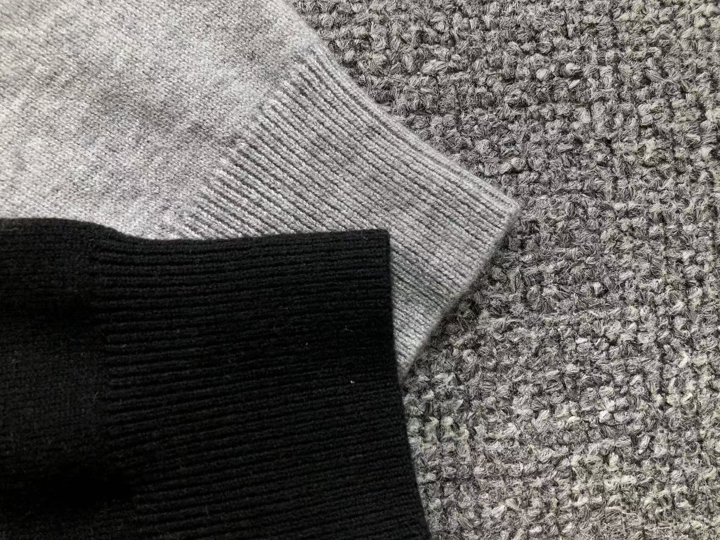 B - SWEATER