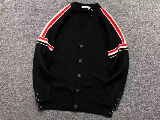 T - SWEATER