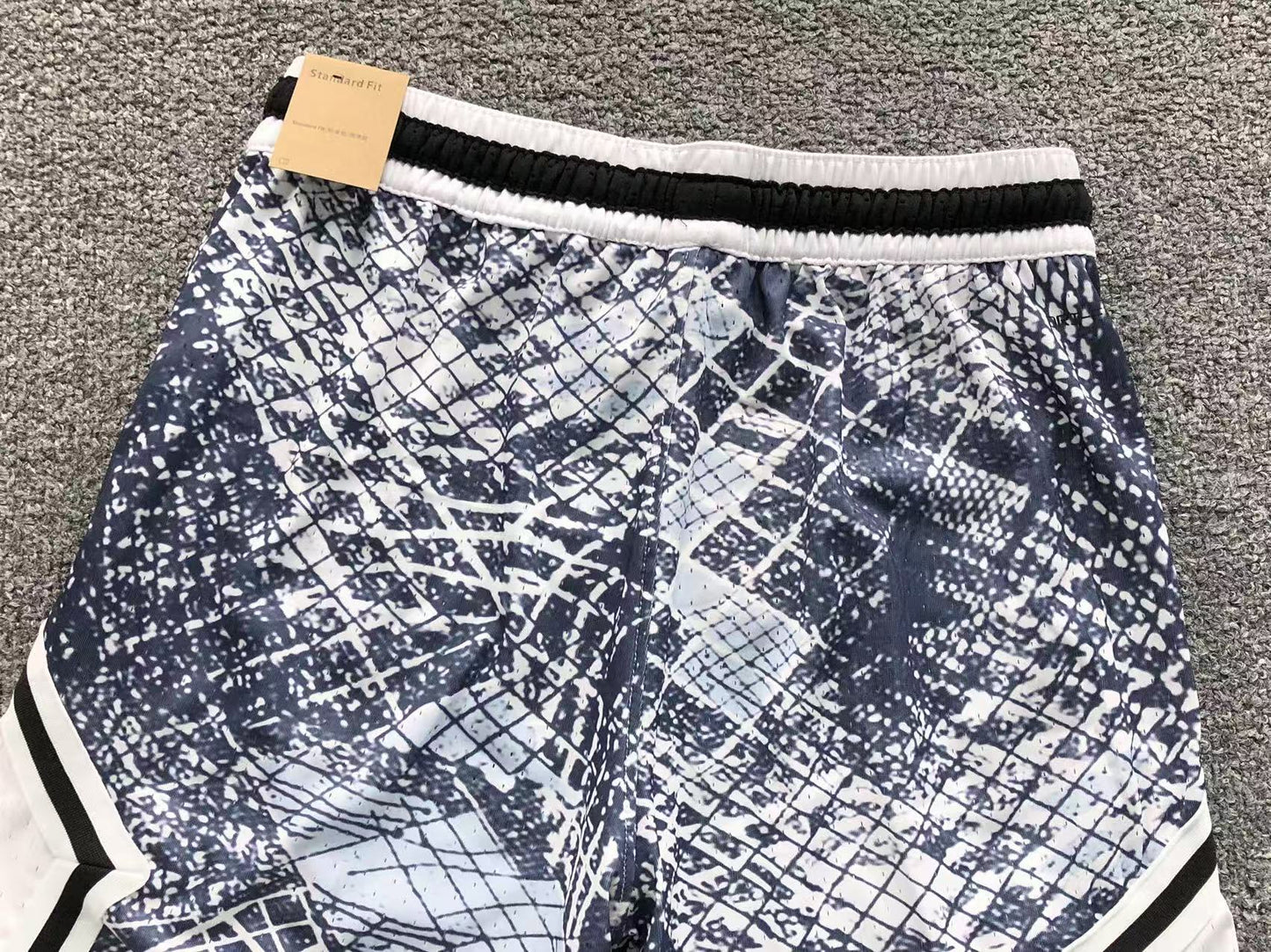 N - SHORTS