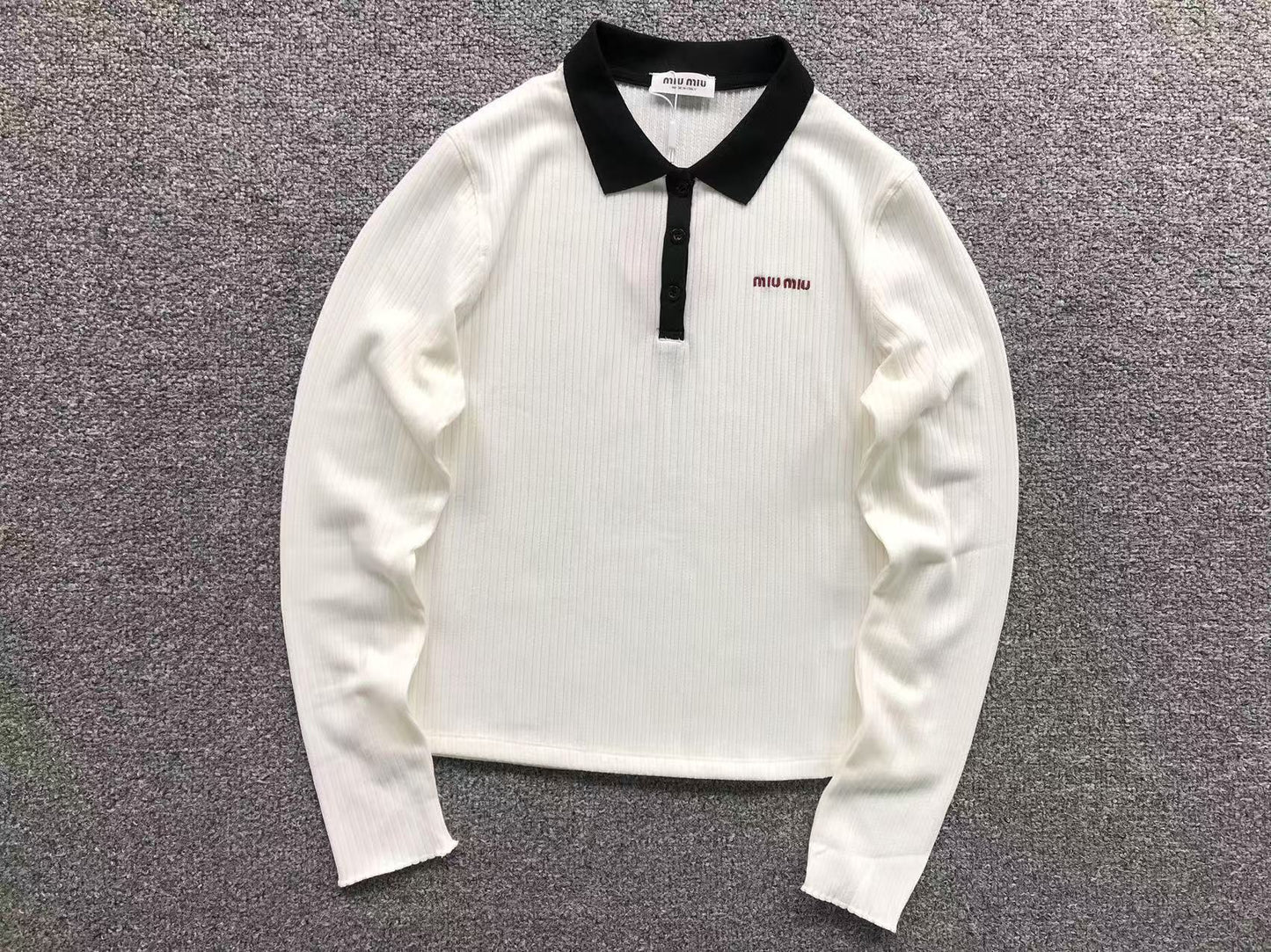 M - SWEATER