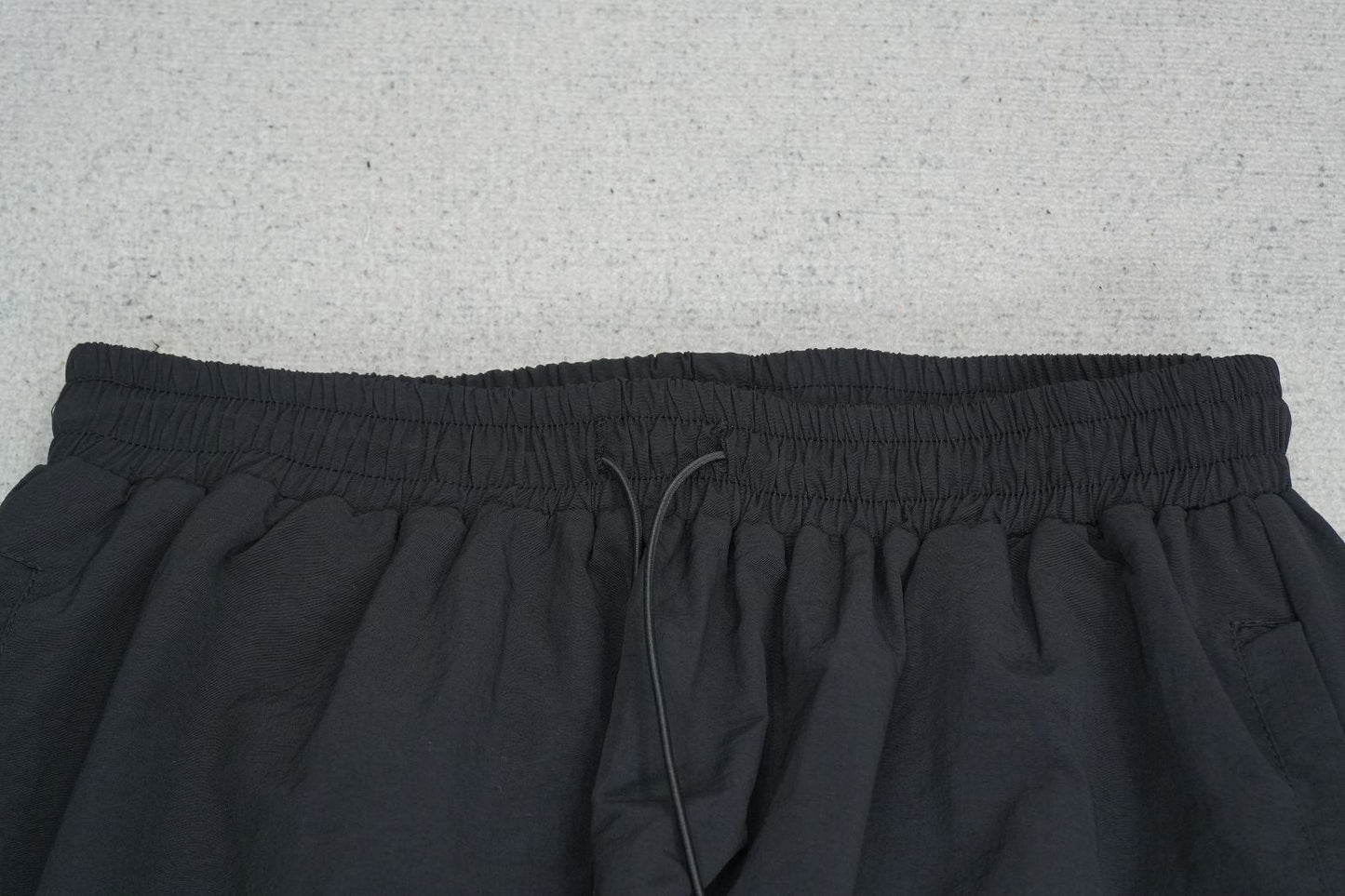C - SWEATPANTS