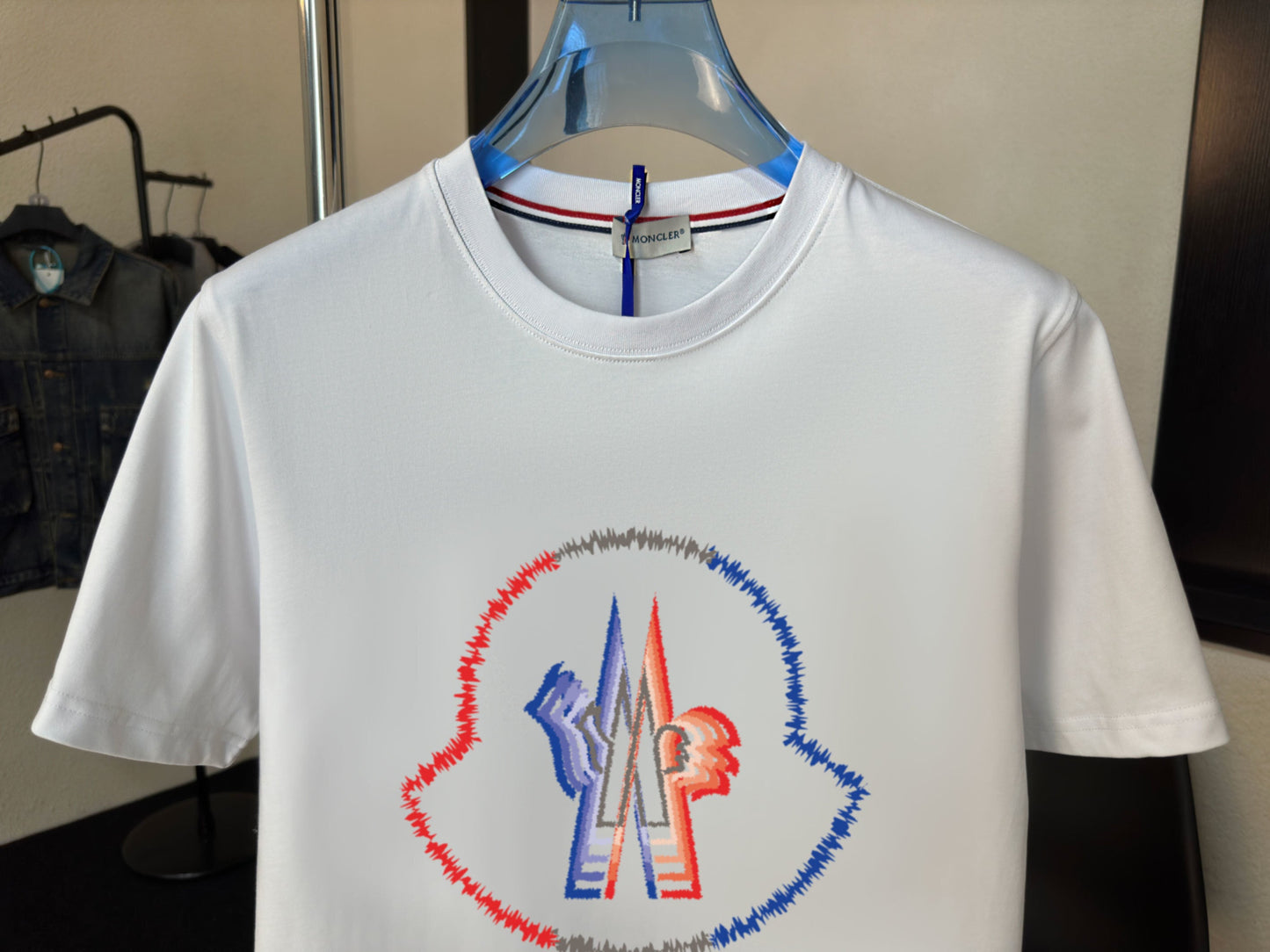 M - TSHIRT