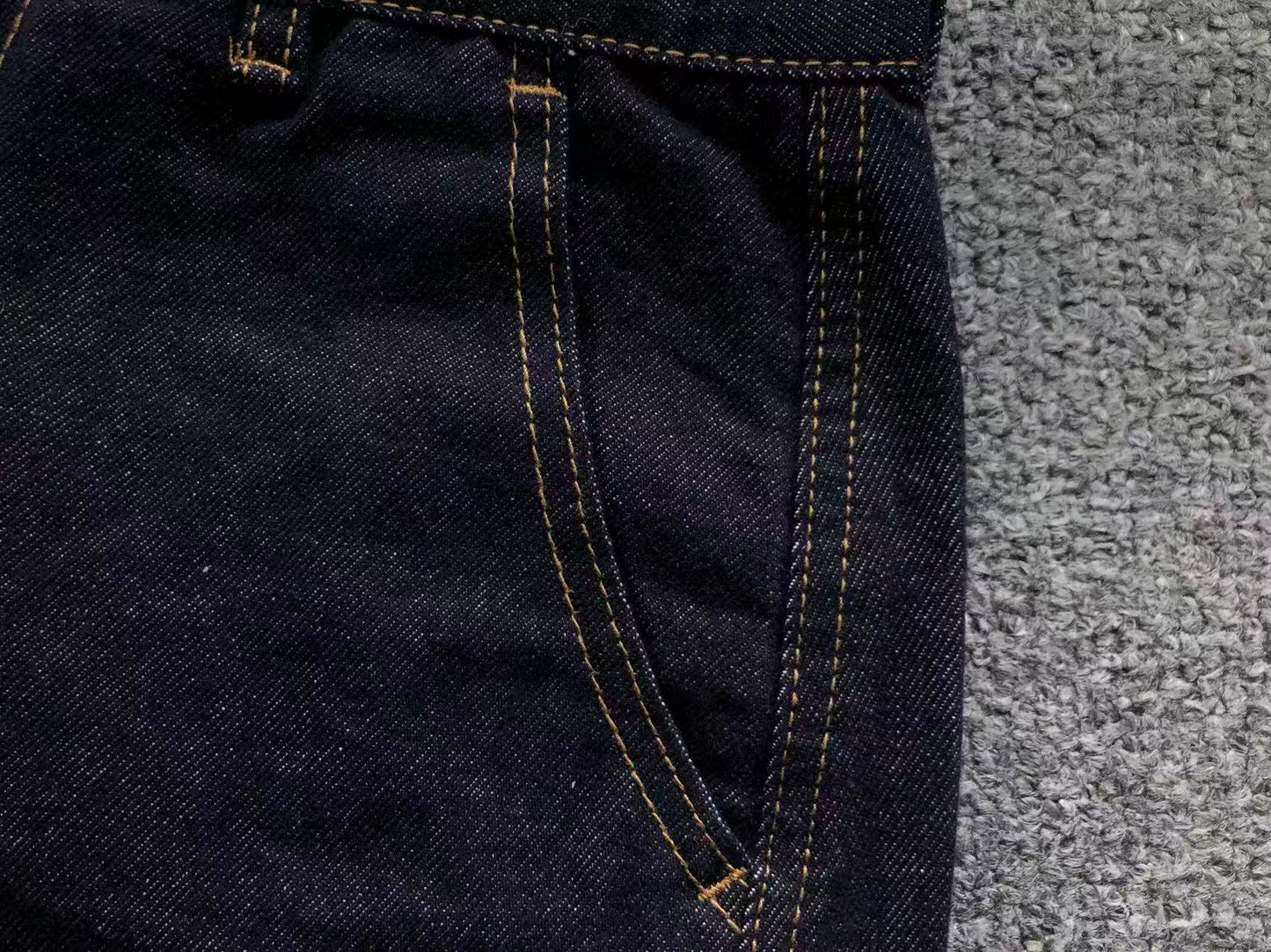 M - SHORTS