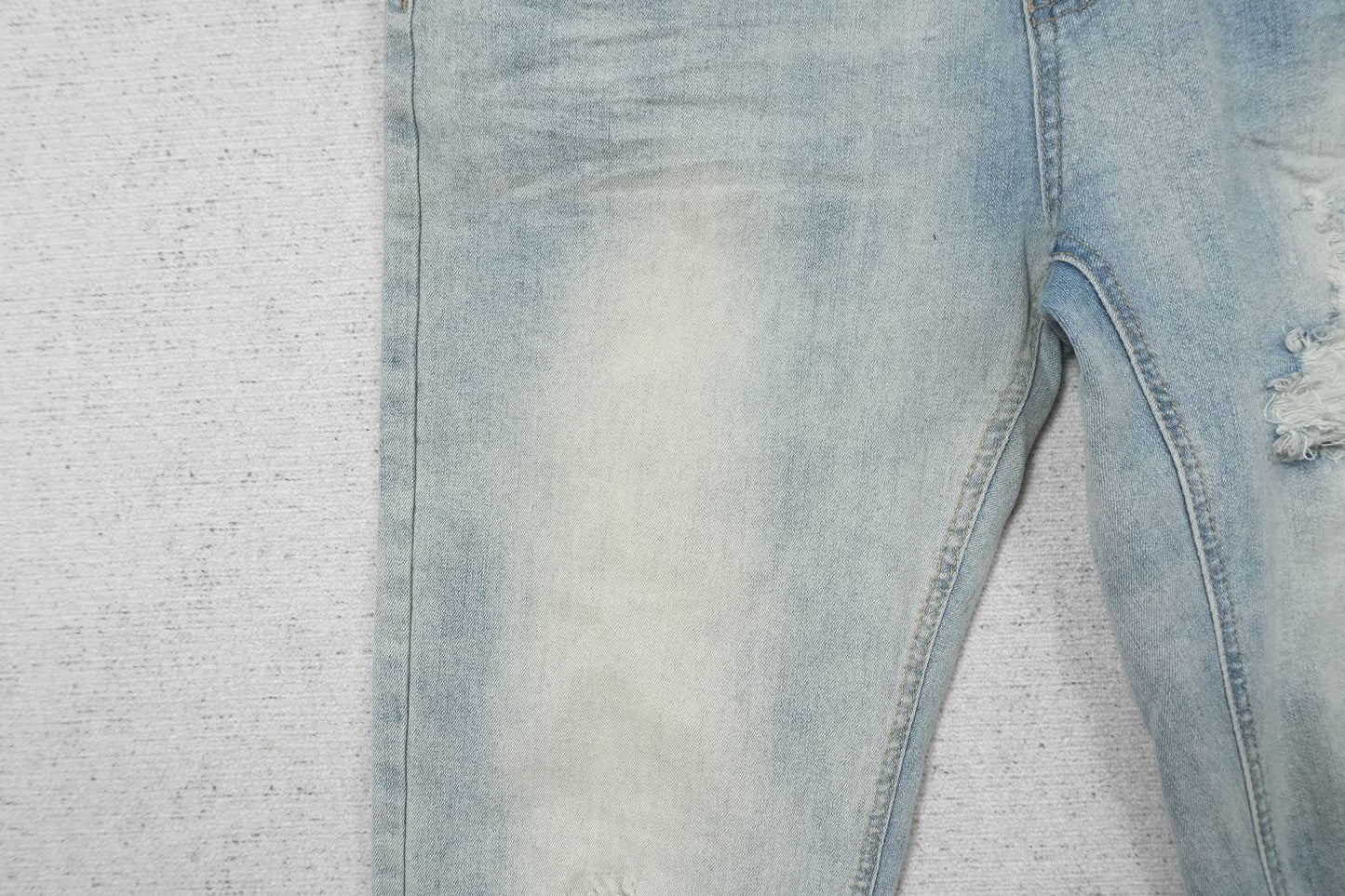 A - JEANS