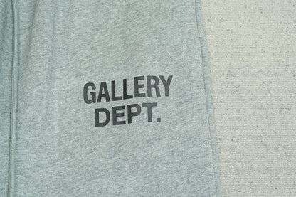 G - SWEATPANTS