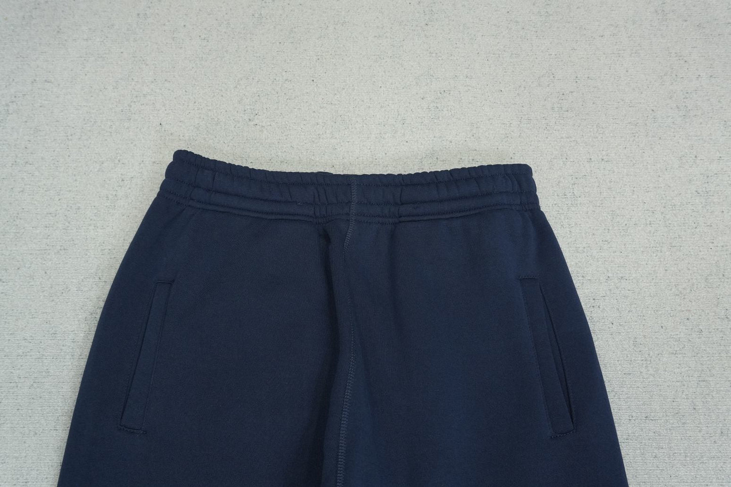 C - SWEATPANTS