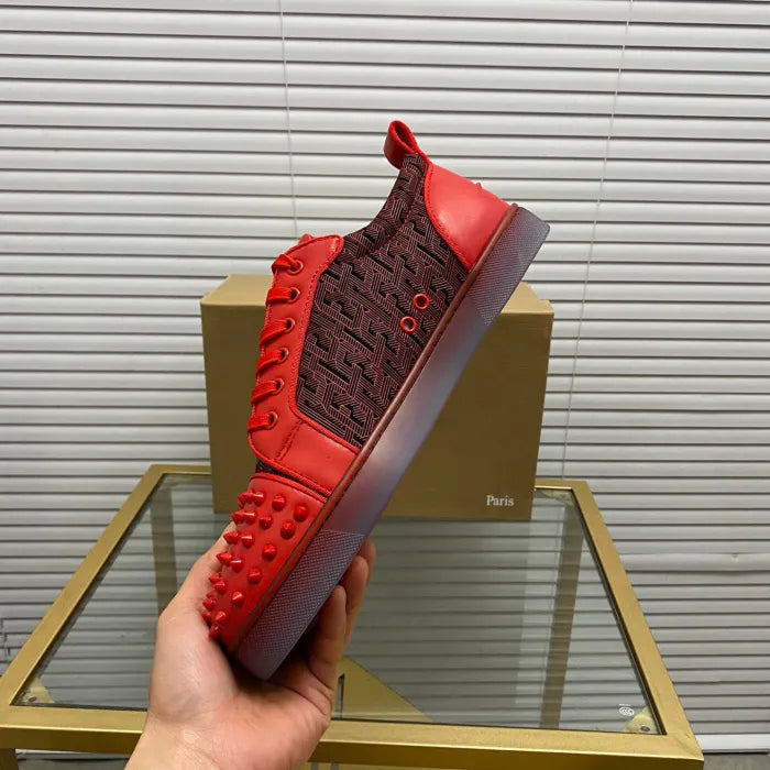 C - SNEAKERS
