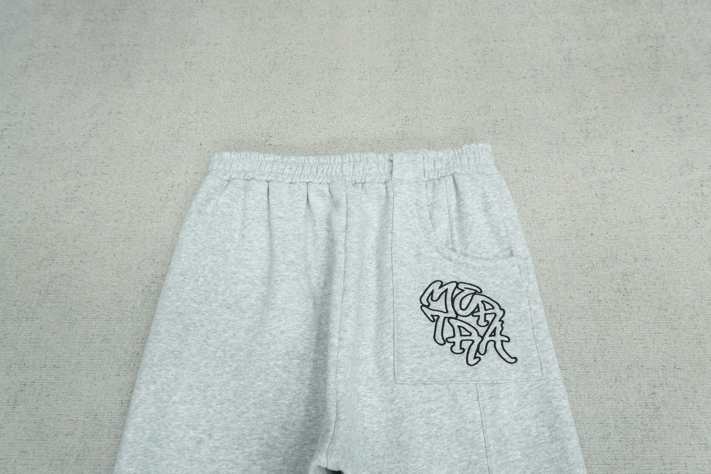 M - SWEATPANTS
