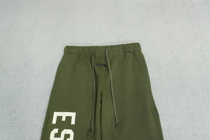 F - SWEATPANTS