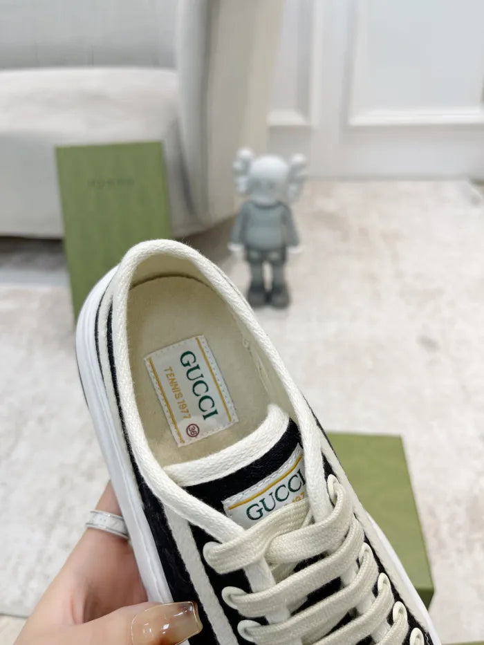 GG - SNEAKERS