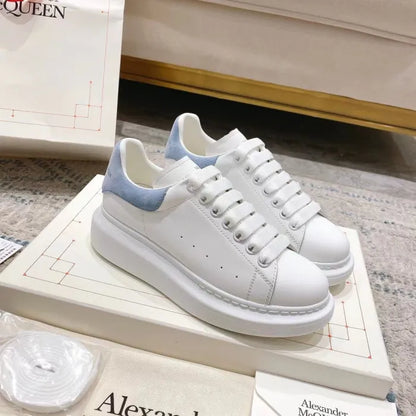 A - SNEAKERS