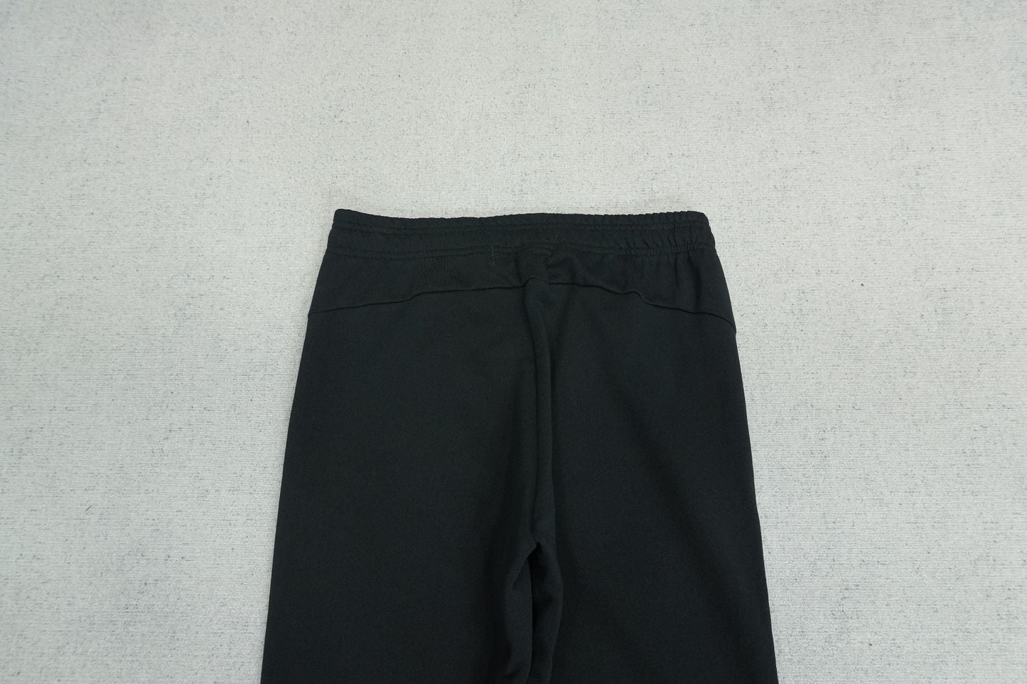 C - SWEATPANTS