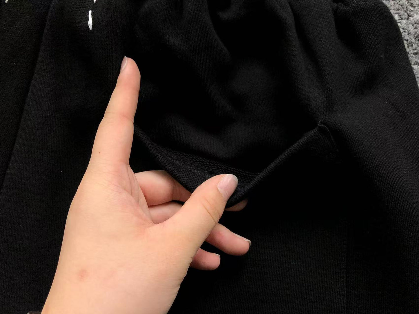 M - SHORTS