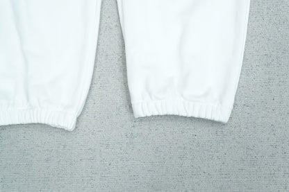 G - SWEATPANTS