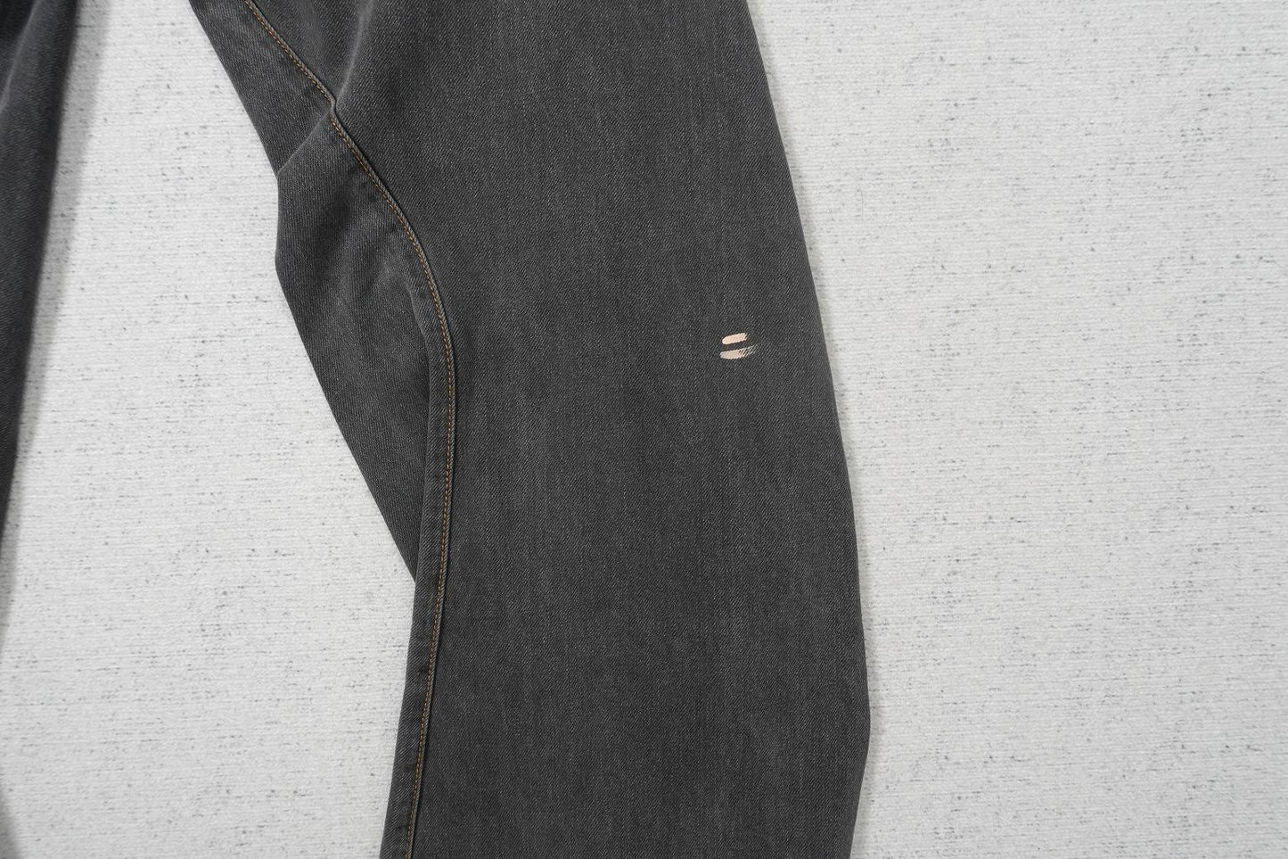 C - JEANS