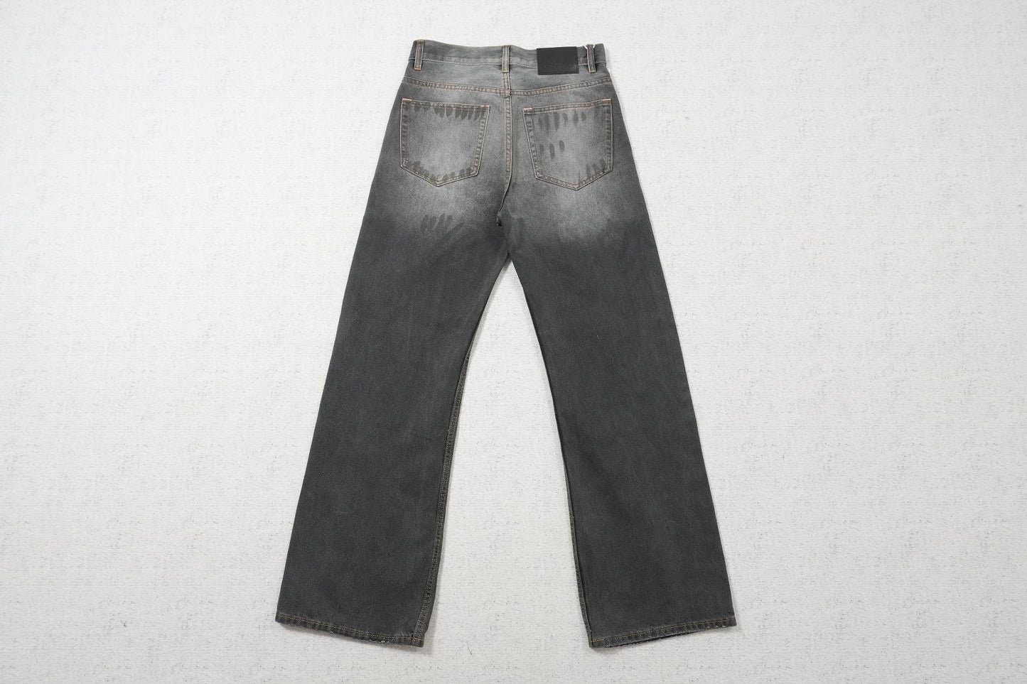 A - JEANS