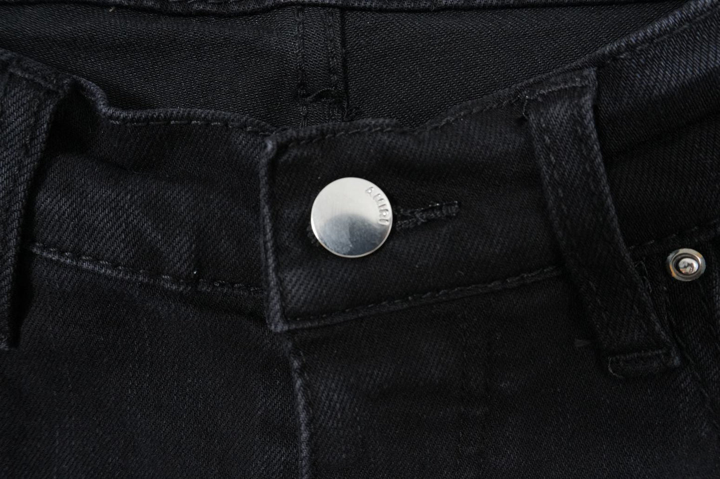 A - JEANS