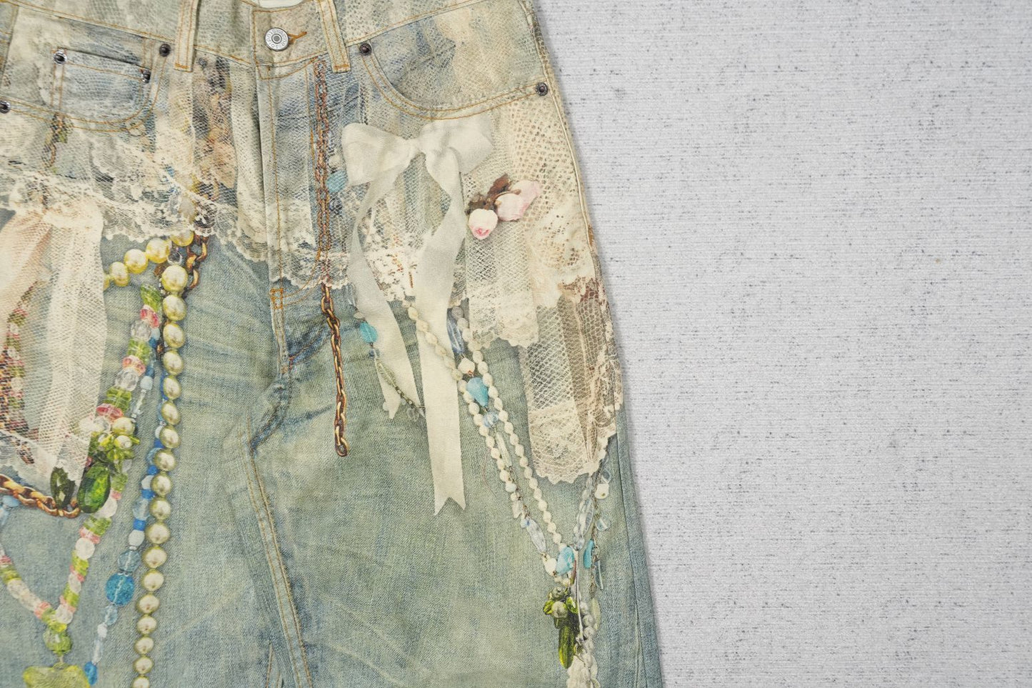 A - JEANS
