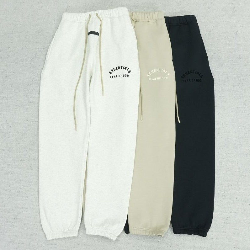 F - SWEATPANTS