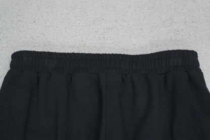 C - SWEATPANTS