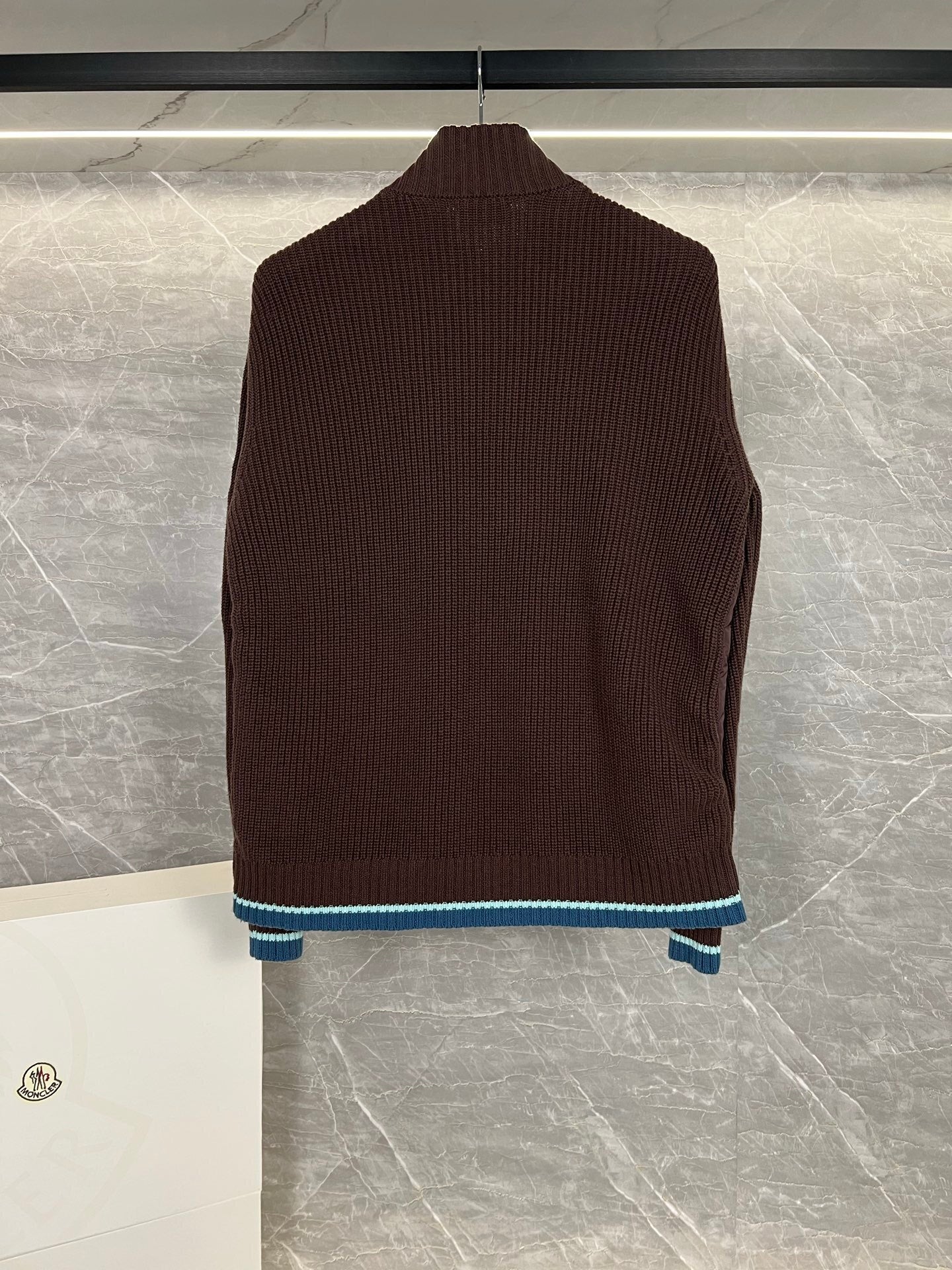 P - CARDIGAN