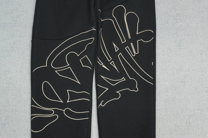 S - SWEATPANTS