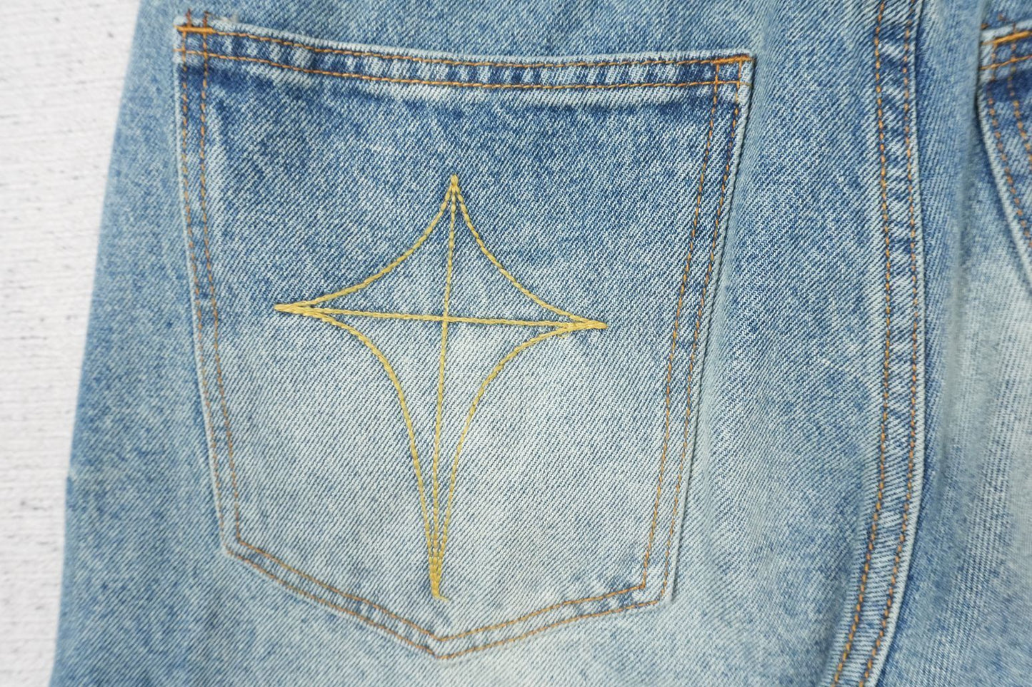 T - JEANS