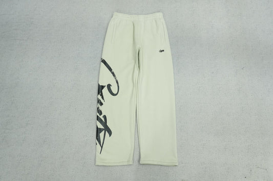 C - SWEATPANTS