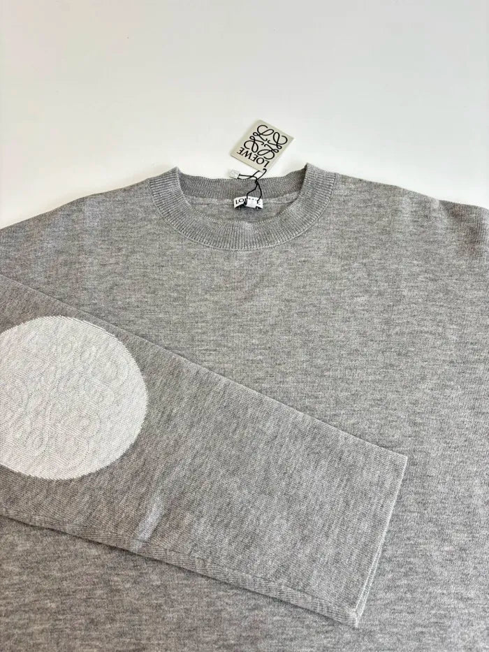 L - SWEATER