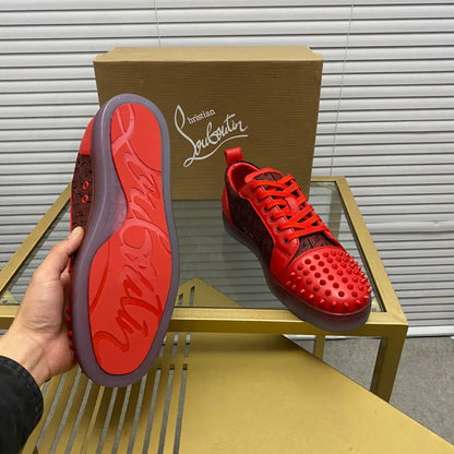 C - SNEAKERS