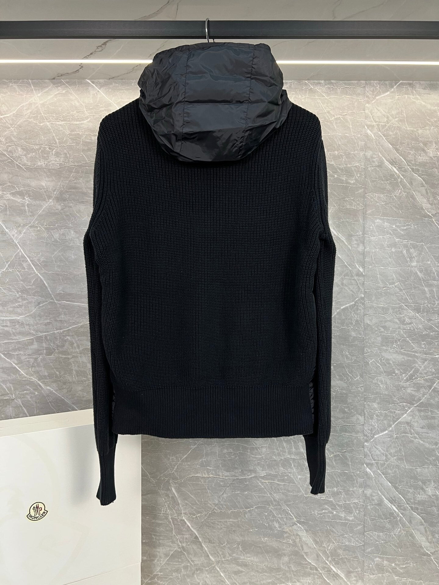 P - CARDIGAN