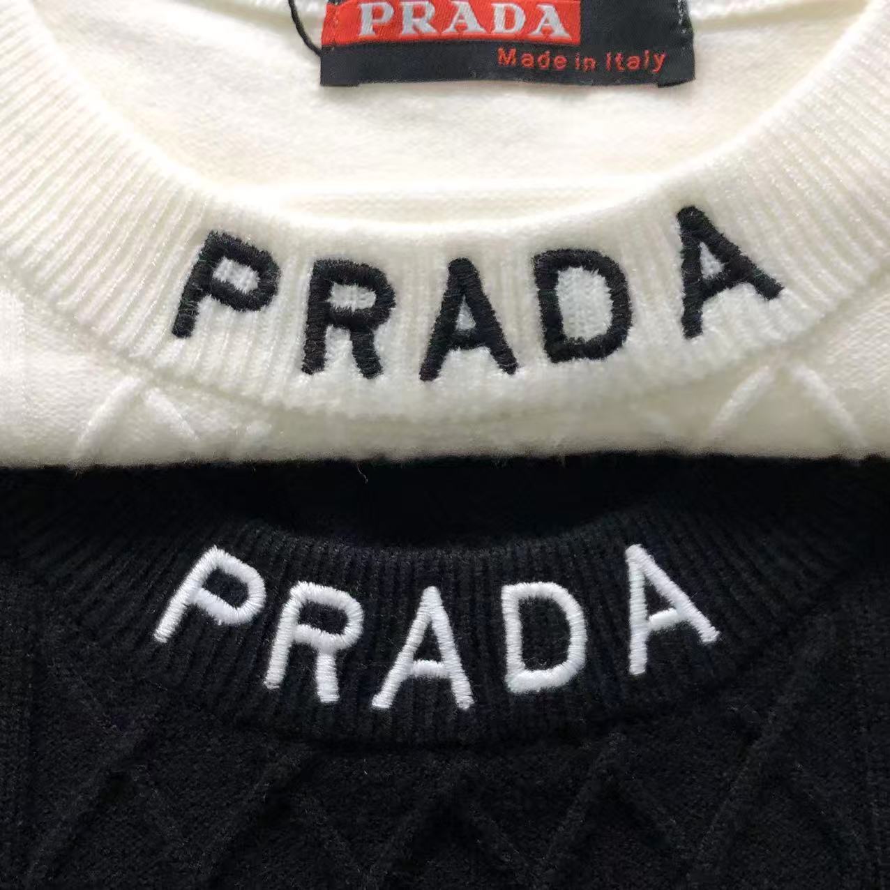 P - SWEATER