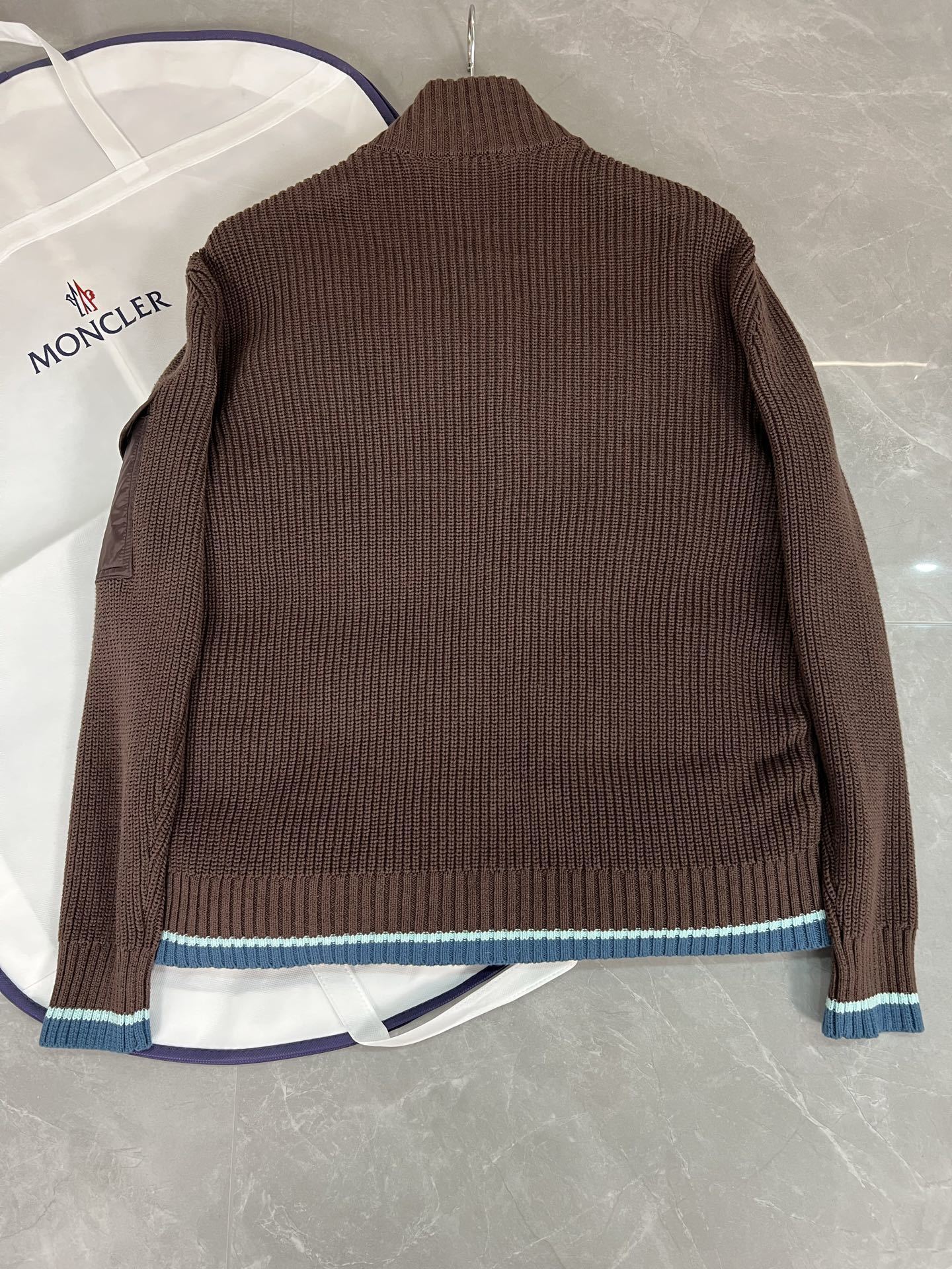 P - CARDIGAN