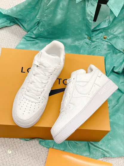 N - SNEAKERS